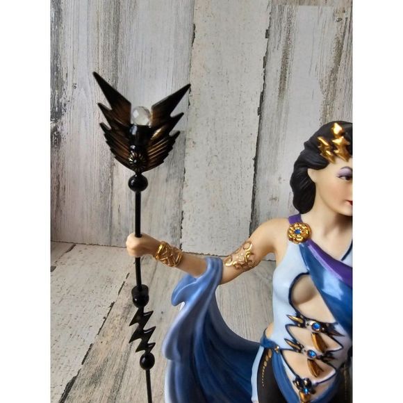 Danbury mint Storm princess Bill figurine gold superhero RARE statue - Picture 4 of 10